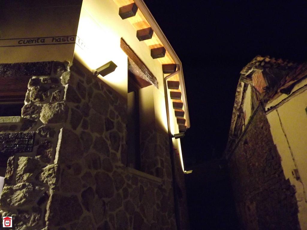 Loboratorio Rural-cuenta Hasta 3 * Umbrias